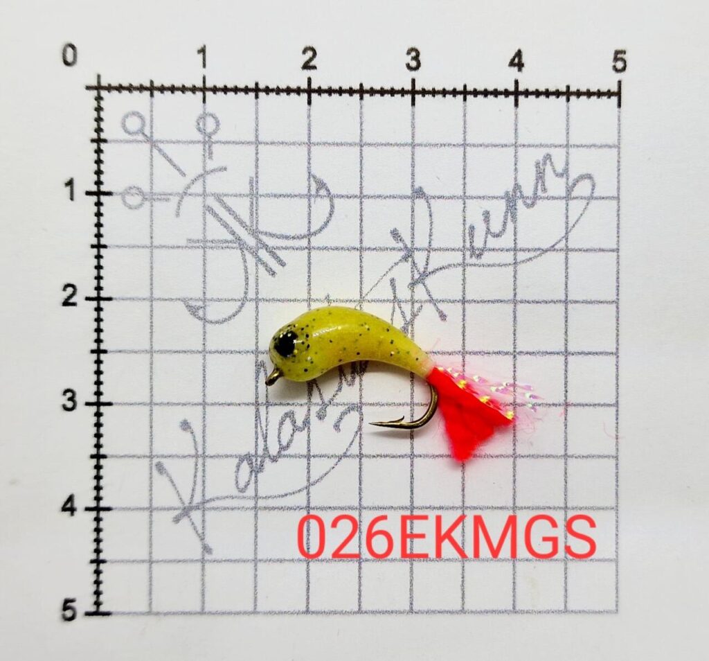 026EKMGS-Emakala maim, helendava silmaga, musta täpiga. UV konks nr.8